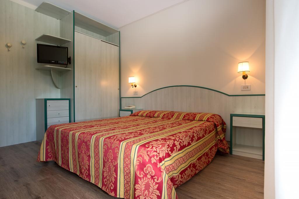 Hotel San Marco Ліньяно-Сабб'ядоро Екстер'єр фото