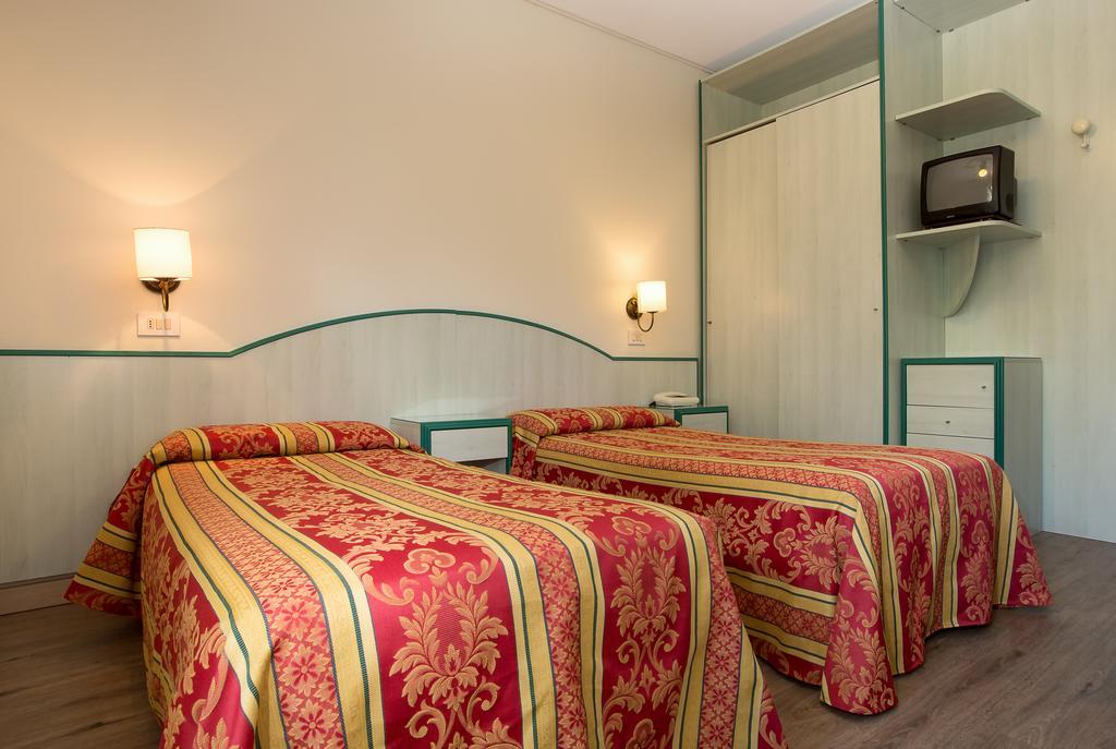 Hotel San Marco Ліньяно-Сабб'ядоро Екстер'єр фото